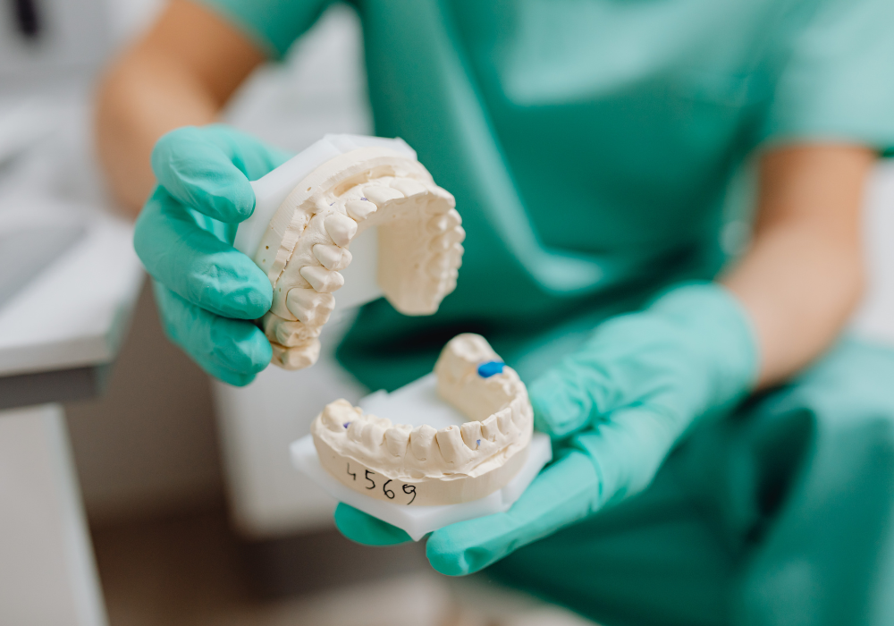 Periodontist Euro Dent Clinic